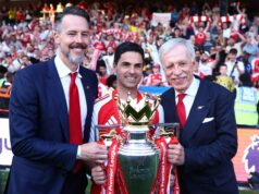 Kroenke odhaľuje letné prestupové plány po prvom zisku titulu v Premier League po 22 rokoch Kroenke odhaľuje letné prestupové plány po prvom zisku titulu v Premier League po 22 rokoch