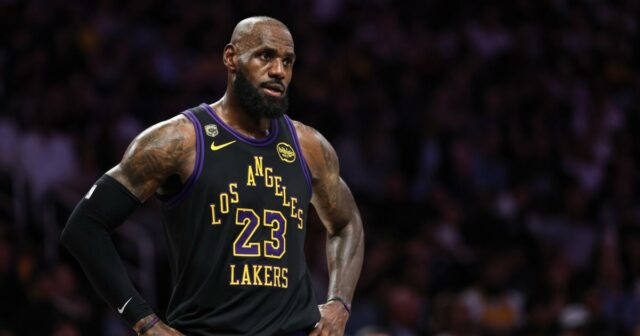 LeBron James si nie je istý, či sa vráti na 24. sezónu alebo či skončí
