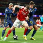 Wesley Sneijder zavtipkoval, že semifinále Ligy majstrov Arsenalu proti Atleticu Madrid malo byť v polčase zrušené kvôli predvedenej kvalite.