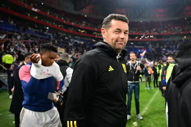 Lens' Sage sa stal manažérom sezóny Ligue 1
