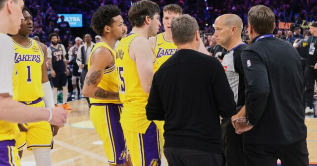 Letters to Sports: Dve strany Lakers plakať faul v zápase 2
