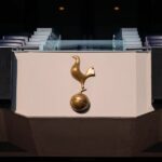Lewisova rodina v liste priaznivcom sľúbila obnoviť dôveru v Tottenham | Futbal | Šport