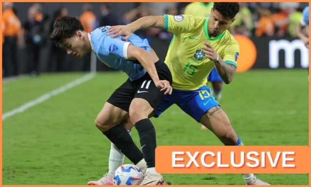 Liverpool a Manchester United vedú v súboji o Joaa Gomesa
