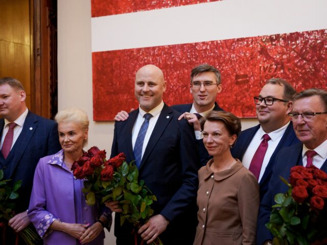 Lotyšský parlament schválil novú vládu po tom, čo spor o drony zvrhol koalíciu | Správy o vojne medzi Ruskom a Ukrajinou
