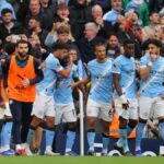 Man City unikol trestu úderu a tlaku späť na Arsenal v novom titulnom zvrate