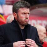 Man Utd sa dostal na pláž v Sunderlande, keď duo za 91 miliónov libier smeruje k východu