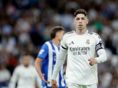 Man Utd zvažuje šokovú ponuku na prestup „vyvrhnutého“ Realu Madrid Federica Valverdeho Federico Valverde z Realu Madrid počas zápasu LaLiga EA Sports medzi Real Madrid a Deportivo Alaves na Estadio Santiago Bernabeu 21. apríla 2026 v Madride v Španielsku