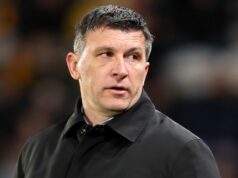 Manažér šampionátu dostal v posledný deň zákaz účasti v čestnom kole Manažér Hull City Sergej Jakirovič sa nebude môcť zúčastniť pozápasového kola oceňovania.