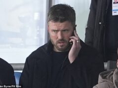 Manchester United dúfa, že do 48 hodín potvrdí Michaela Carricka ako svojho nového manažéra – na dvojročnej zmluve s opciou na predĺženie Michael Carrick by mal v budúcej sezóne pokračovať ako manažér Manchestru United
