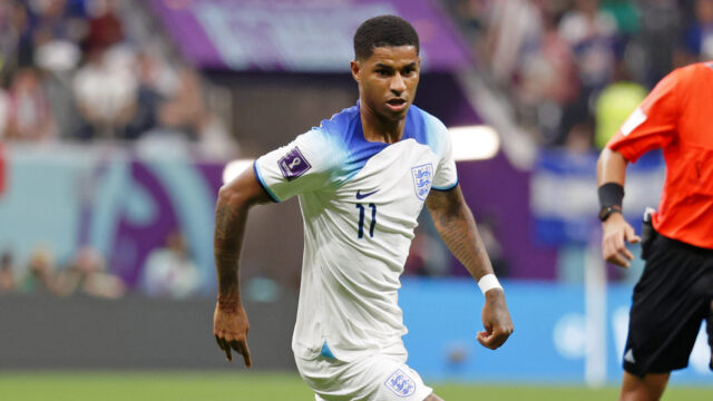 Marcus Rashford je ochotný podpísať s Barcelonou dlhodobú zmluvu Marcus Rashford je ochotný podpísať s Barcelonou dlhodobú zmluvu