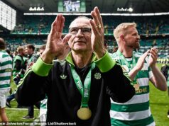 Martin O’Neill je keltská legenda, ktorej slová majú váhu a na názore záleží… Jeho odmietnutie odsúdiť inváziu do Celtic Parku je hanbou Martin O'Neill tlieska fanúšikom Celticu po ich dramatickom minulom dni zisku titulu proti Hearts
