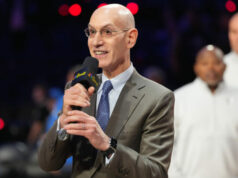 Masívne plány NBA na Európsku ligu narazili na veľkú prekážku uprostred vnútorného napätia Masívne plány NBA na Európsku ligu narazili na veľkú prekážku uprostred vnútorného napätia