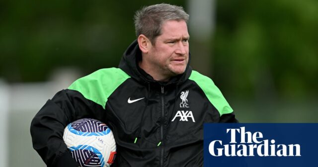 Matt Beard pred smrťou „šikanoval“ Burnley, tvrdí rodina pred vyšetrovaním | ženská superliga
