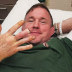 Matt Hughes si po krvavej nehode musel amputovať prst