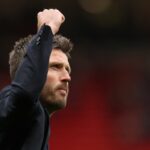 Michael Carrick priznáva, že ako manažér Man United sa „cíti prirodzene“, keďže ho Kobbie Mainoo podporuje v dlhodobej úlohe