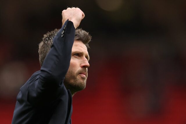 Michael Carrick priznáva, že ako manažér Man United sa „cíti prirodzene“, keďže ho Kobbie Mainoo podporuje v dlhodobej úlohe
