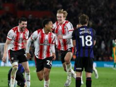 Middlesbrough Spygate odvolanie pravda vysvetlil, ako Southampton pripravený na vypočutie Flynn Downes sa ponáhľa zablahoželať spoluhráčovi Shea Charlesovi po tom, čo strelil gól na 2:1 v predĺžení počas semifinálového zápasu druhého kola play off Sky Bet Championship medzi Southamptonom a Middlesbroughom.