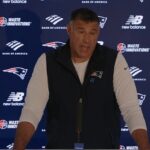 Hlavný tréner New England Patriots Mike Vrabel vyjadril lásku k svojej manželke Jen a ich dvom dospelým synom, keď v stredu hovoril pre médiá pred organizovanými tímovými aktivitami.