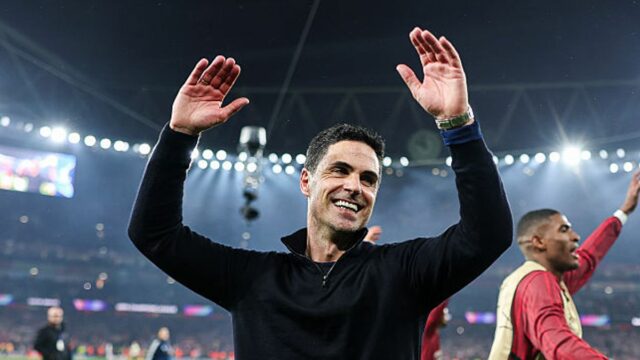 Manažér Arsenalu Mikel Arteta je štyri zápasy od nesmrteľnosti