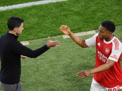 Mikel Arteta otvára dilemu výberu Mylesa Lewisa-Skellyho, keď sa realita Arsenalu potápa Myles Lewis-Skelly bol pôsobivý v strede týždňa, čo bol vzácny štart Arsenalu v tejto sezóne