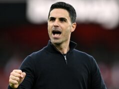 Mikel Arteta sa chystá na novú zmluvu, ktorá z neho spraví jedného z NAJLEPŠIE platených manažérov na svete – keďže šéf Arsenalu chce po triumfe v Premier League získať 80 miliónov libier pre útočníka Premier League Mikel Arteta sa má stať jedným z najlepšie platených manažérov na svete v Arsenale