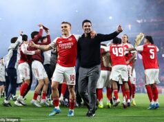 Mikel Arteta vybudoval tím a herný štýl a potom to všetko reštartoval, aby sa dostal na elitnú úroveň – on aj Arsenal boli odmenení za trpezlivosť a premenu strateného klubu na šampiónov, píše IAN LADYMAN Mikel Arteta priviedol Arsenal po 22 rokoch späť k víťazstvu v Premier League