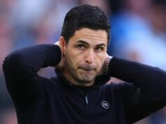 Mikel Arteta zavolal na „podivné“ rozhodnutie, keď Arsenal schválil trojitý prestup Julian Alvarez.