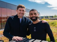 Mohamed Salah odhaľuje rolu Stevena Gerrarda pri odchode z Liverpoolu po tajných rozhovoroch, keď odchádzajúca hviezda Reds hovorí potenciálnym oblekom: Ešte som neskončil! Mohamed Salah odhaľuje rolu Stevena Gerrarda pri odchode z Liverpoolu po tajných rozhovoroch, keď odchádzajúca hviezda Reds hovorí potenciálnym oblekom: Ešte som neskončil!