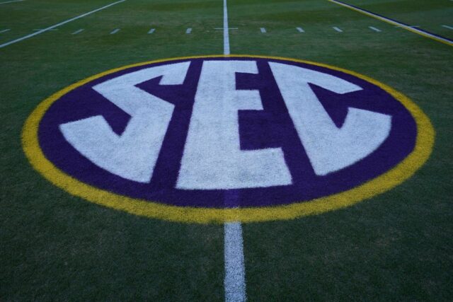 Futbal NCAA: Arkansas v štáte Louisiana