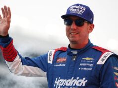 NASCAR drží chvíle ticha za Kylea Buscha na pretekárskom víkende v Charlotte NASCAR drží chvíle ticha za Kylea Buscha na pretekárskom víkende v Charlotte