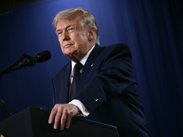 NAŽIVO: Trump hovorí, že dohoda s Iránom ešte nie je úplne vyjednaná | Americko-izraelská vojna proti Iran News
