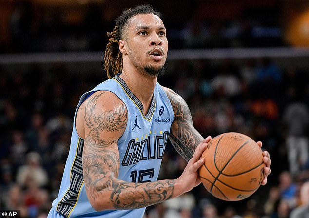NBA otriasla, keď hviezda Grizzlies Brandon Clarke náhle zomrel vo Hráč Memphis Grizzlies Brandon Clarke zomrel vo veku 29 rokov