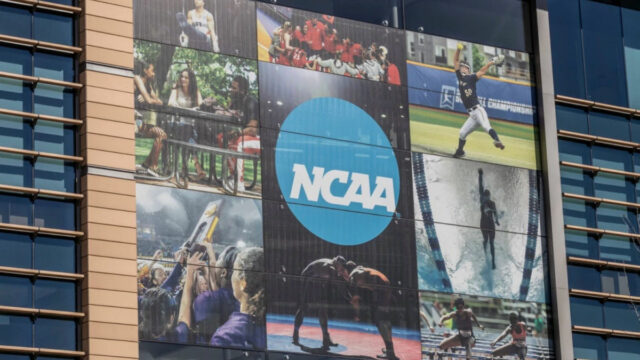 NCAA môže stratiť kontrolu nad vysokoškolským futbalom, pretože frustrácie SEC vrčia
