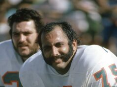 NFL v smútku ako dvojnásobný víťaz Super Bowlu a legenda Miami Dolphins Manny Fernandez zomrel vo veku 79 rokov Vo veku 79 rokov zomrel Manny Fernandez, ozrutný muž s rozsekaným baraním, ktorý hral v slávnej 'No-Name Defense' od Miami Dolphins.
