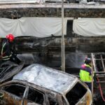 Najmenej osem mŕtvych a 25 zranených pri náraze vlaku do autobusu v Bangkoku | Správy