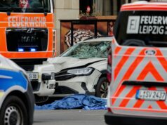 Náraz autom zabil v Nemecku najmenej dvoch ľudí | Správy Náraz autom zabil v Nemecku najmenej dvoch ľudí | Správy
