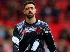 Nástupnícky plán Bruna Fernandesa z Man Utd odhalený ako hviezda premýšľa nad budúcnosťou BIRMINGHAM, ANGLICKO - 21. DECEMBRA: Morgan Rogers z Aston Villy oslavuje po tom, čo strelil prvý gól svojho tímu počas zápasu Premier League medzi Aston Villou a Manchestrom United vo Villa Parku 21. decembra 2025 v anglickom Birminghame. (Foto: James Gill – Danehouse/Getty Images)