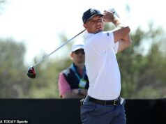 Nenásytní LIV Golf ‚disruptors‘ zostali so stiahnutými nohavicami – to sú hráči, ktorí vyhrajú záchranné lano z PGA Tour a ako sa rebelská séria bude zúfalo snažiť žiť ďalej bez saudskej hotovosti, píše RIATH AL-SAMARRAI Saudskoarabský verejný investičný fond už po roku 2026 nebude financovať LIV Golf, čo ponecháva budúcnosť ľudí ako Bryson DeChambeau na pochybách.