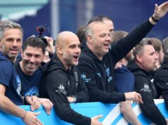 Nepríjemný rozhovor Pepa Guardiolu s partnerom zamestnanca počas titulnej párty Pep Guardiola si užil niekoľko veľkých osláv po boku svojho tímu