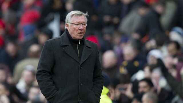 Nezdravý Alex Ferguson bol prevezený do nemocnice z Old Trafford pred Manchester United vs Liverpool
