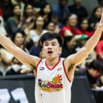 Adrian Nocum Rain or Shine vs Ginebra PBA semifinále