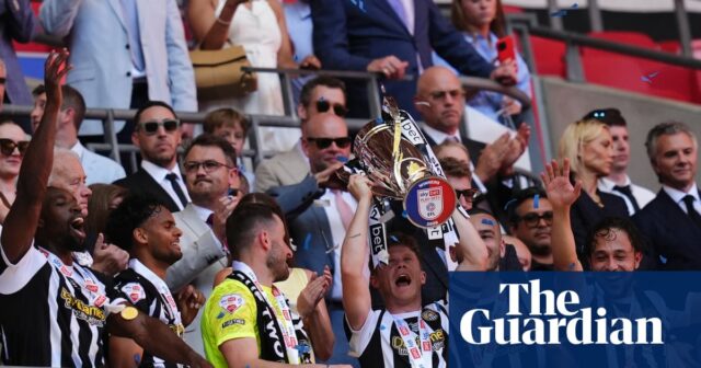 Notts County vplávala do League One s dôrazným víťazstvom nad Notts County vplávala do League One s dôrazným víťazstvom nad Salfordom | Druhá liga