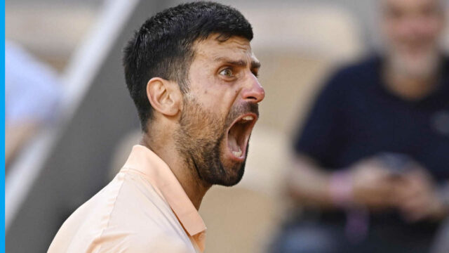 Novak Djokovič podal počas zápasu Roland Garros proti Joaovi Fonsecovi silnú sťažnosť
