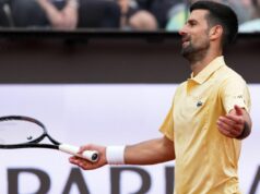 Novak Djokovič vypadol z Italian Open po prehre v úvodnom zápase Novak Djokovič vypadol z Italian Open po prehre v úvodnom zápase
