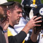 Obranca Steelers Aaron Rodgers hovorí, že rok 2026 je jeho posledná sezóna v NFL