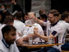 Očakáva sa, že viac ako 2 milióny maďarských futbalových fanúšikov ochorie na „horúčku majstrovstiev sveta“ Očakáva sa, že Briti chytia „horúčku majstrovstiev sveta“