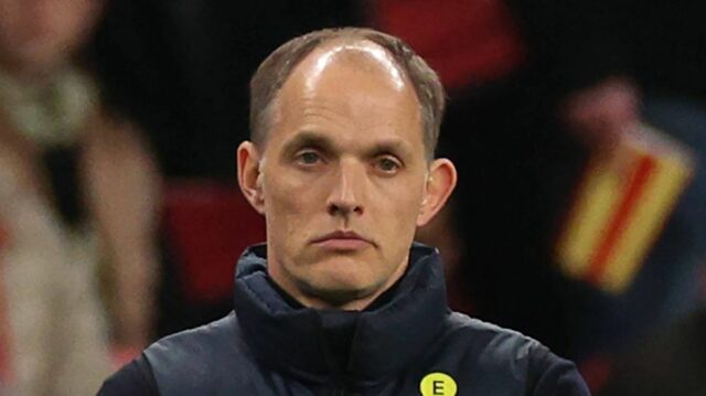 Očakávaný tím Anglicka na majstrovstvách sveta s názvom Thomas Tuchel Nemecký hlavný tréner Anglicka Thomas Tuchel sa prizerá počas priateľského medzinárodného futbalového zápasu medzi Anglickom a Japonskom na štadióne Wembley v Londýne 31. marca 2026. (Foto: Adrian Dennis / AFP cez Getty Images) / NIE JE NA MARKETINGOVÉ ANI REKLAMNÉ POUŽITIE / OBMEDZENÉ NA REDAKČNÉ POUŽITIE