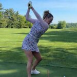 Video golfovej glamour dievčaťa Paige Spiranac s jej švihom bolo zasiahnuté upozornením na vek