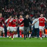Hráči Arsenalu oslavujú víťazstvo nad Atléticom Madrid