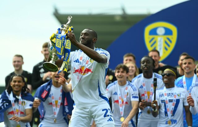 Oficiálny I Bývalý hráč Leeds United Josuha Guilavogui oznamuje svoj odchod do dôchodku
